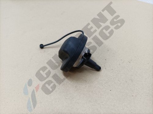 BMW F87 LCI M2 COMPETITION FUEL CAP - 16K MILES