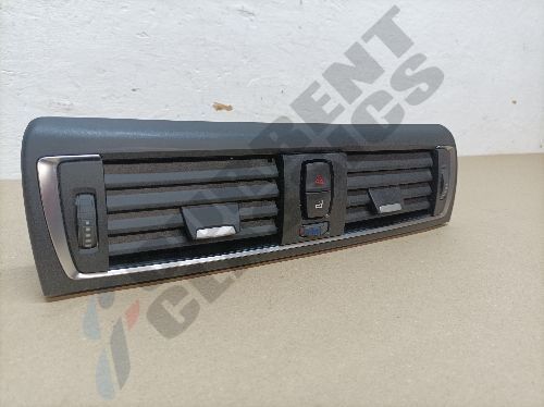 BMW F20 118i 1 SERIES CENTRE DASH VENTS