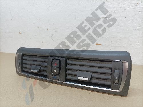 BMW F20 118i 1 SERIES CENTRE DASH VENTS