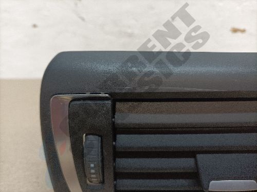 BMW F20 118i 1 SERIES CENTRE DASH VENTS