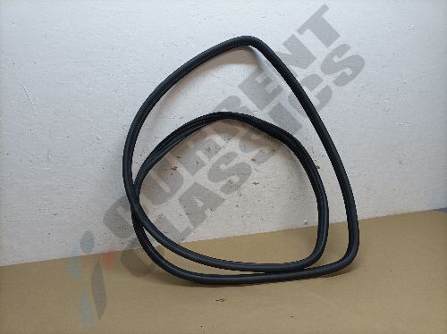 LAND ROVER DISCOVERY 4 REAR DOOR SEAL